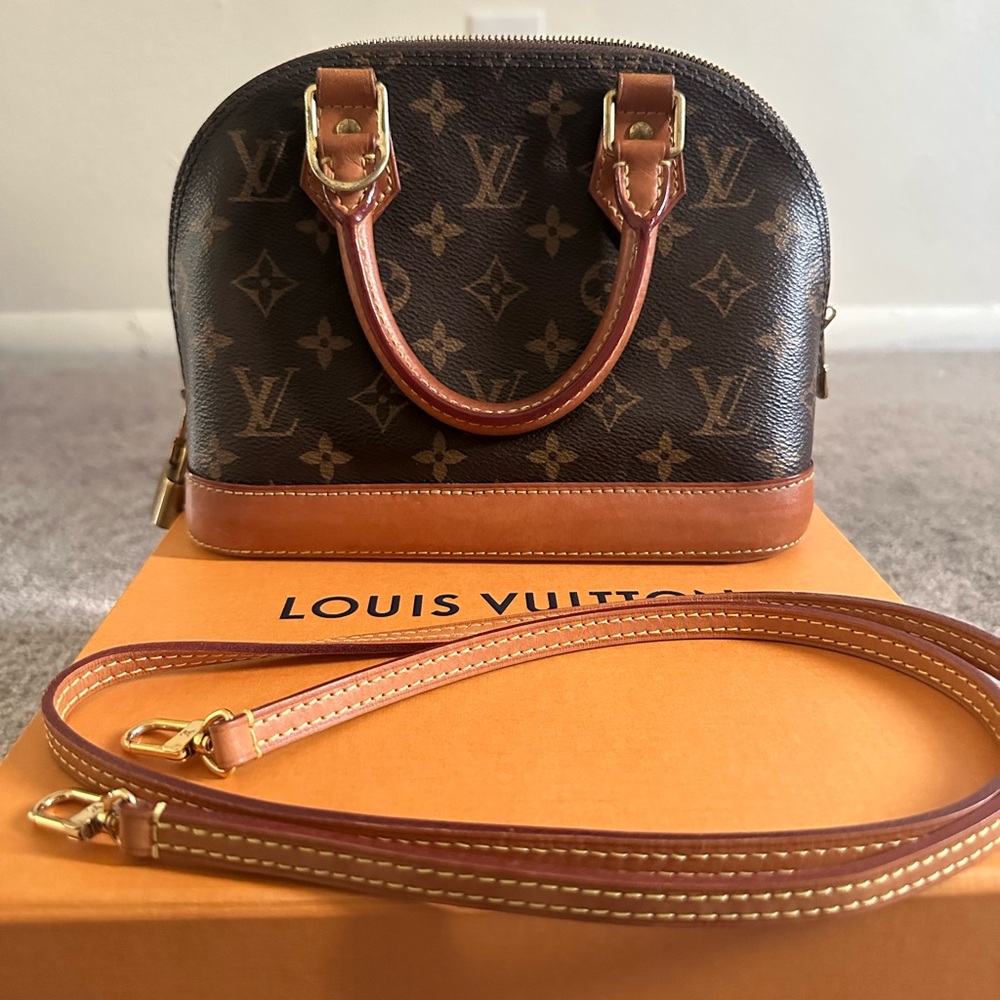 Louis Vuitton Alma BB